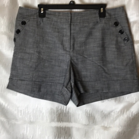 Courtenay grey chambray shorts size 16 . Like new - Picture 5 of 15